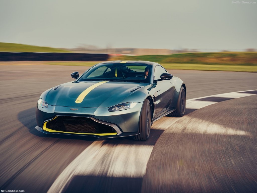 Aston Martin Vantage 4.0 V8 AMR